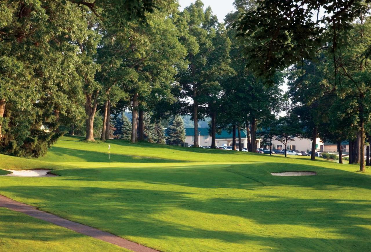 Lakeview Golf Resort Morgantown Esterno foto